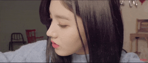 Top 30 Xiyeon GIFs | Find the best GIF on Gfycat
